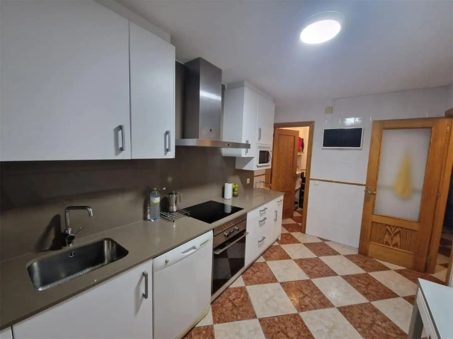 Chalet en  Avenida del Río Boladiez 23 - Foto 8
