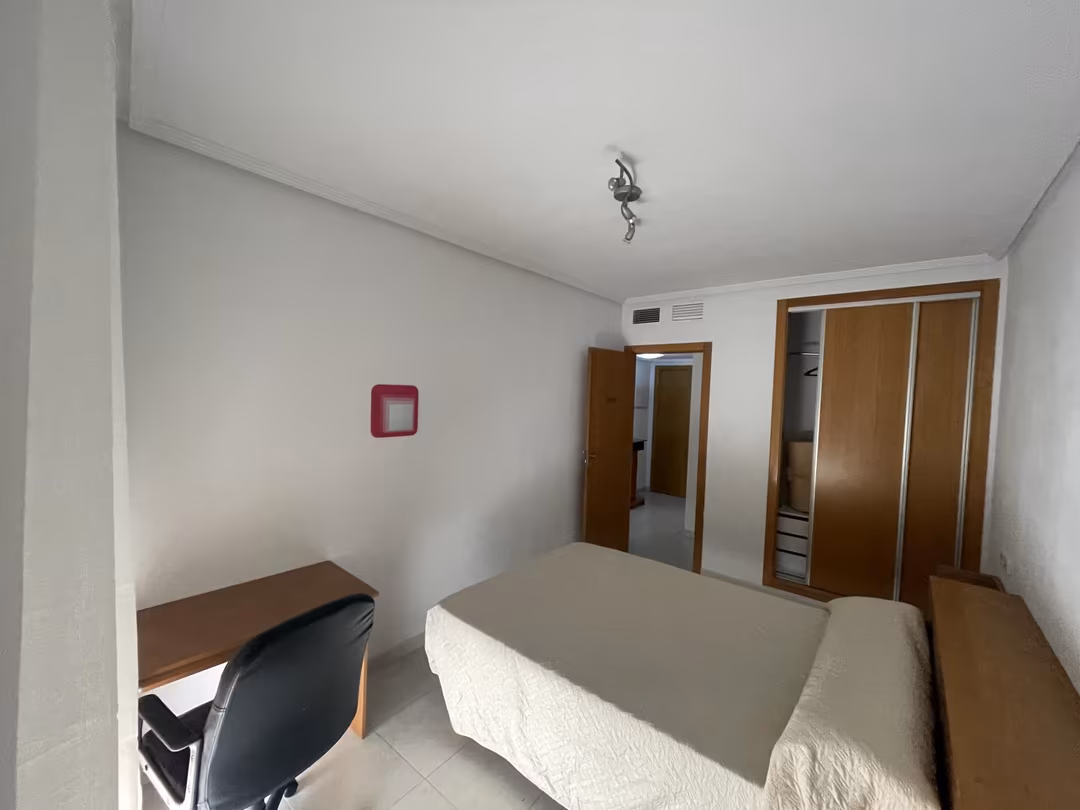 Piso en  Calle Jardín Poniente 2 - Foto 4