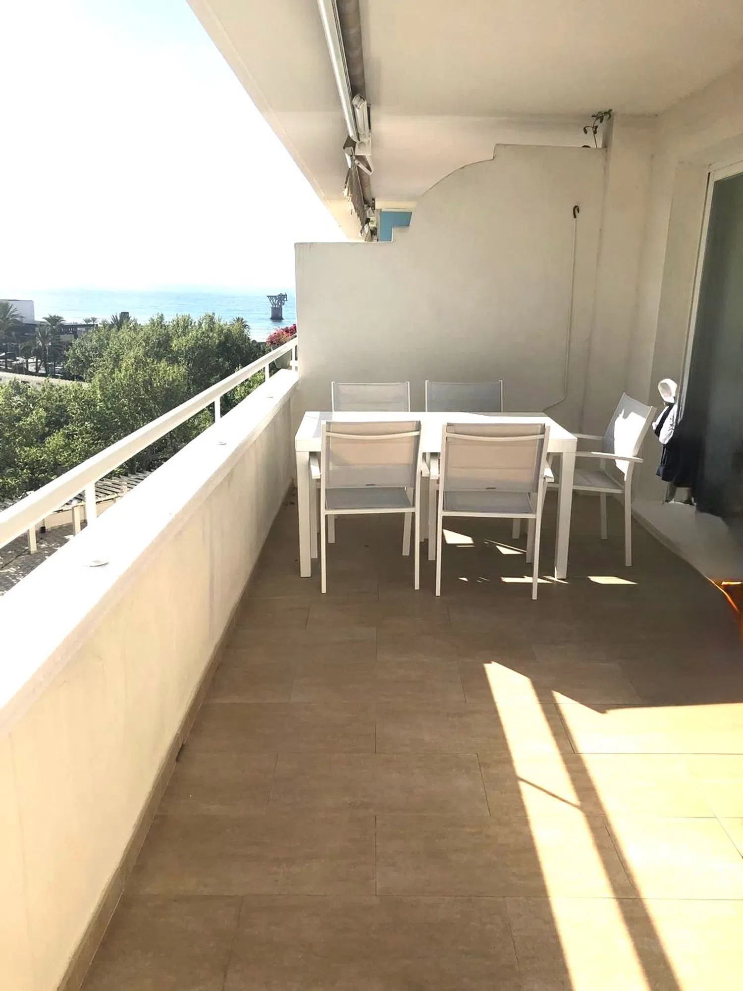Piso en avenida General López Domínguez, 2 - Foto 1