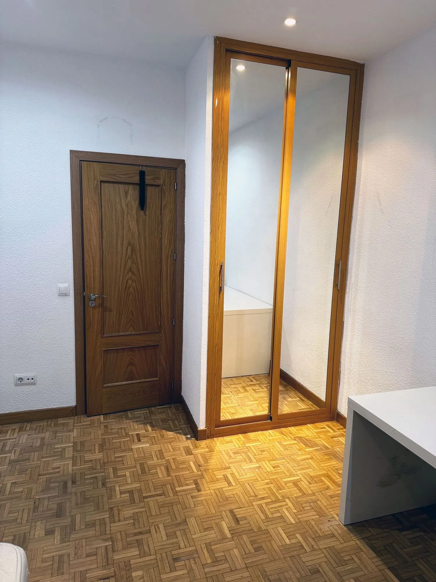 Piso en avenida de la Reina Victoria, 51 - Foto 13