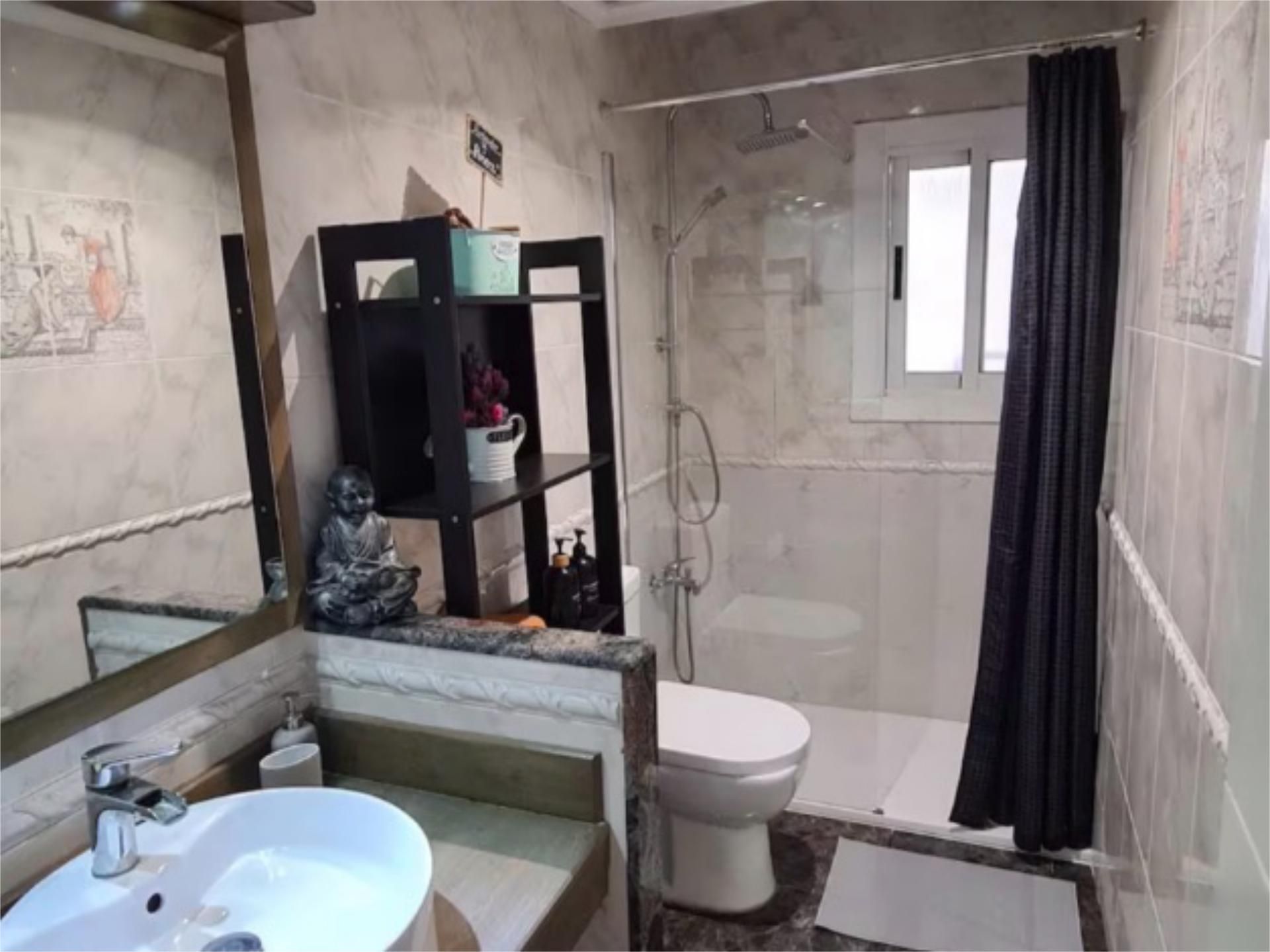 Piso en  Carrer Príncep de Viana 17 - Foto 3