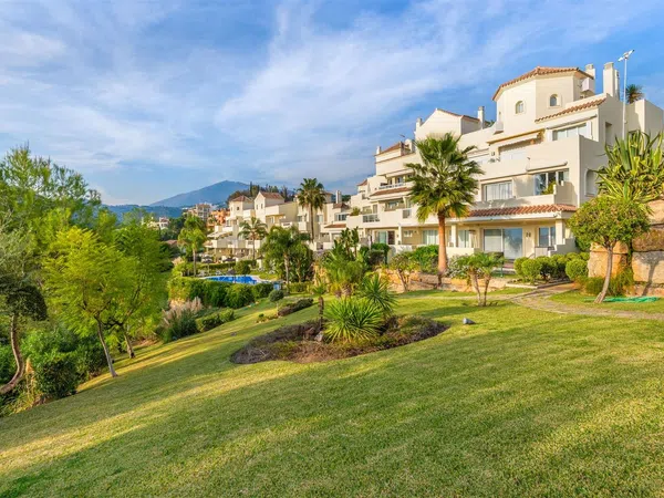 Piso en Calle Benahavis, 23, Los Arqueros-Puerto del Almendro, Los Arqueros-Puerto del Almendro - Foto 2