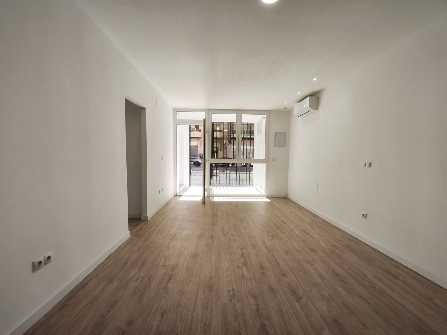 Piso en Calle de Sant Vicent Màrtir, 240, La Raiosa - Foto 2