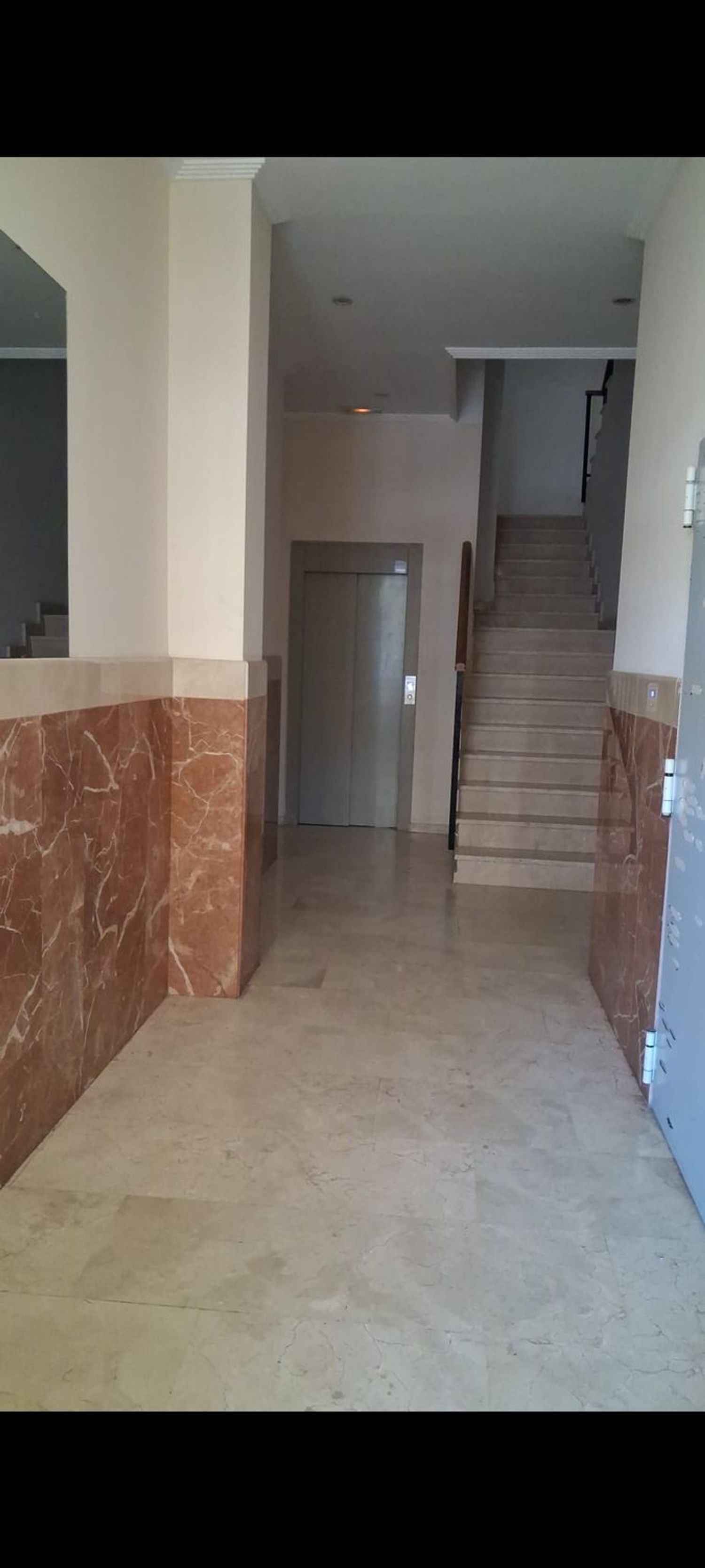 Piso en Avenida del Pais Valencia, 105 - Foto 8
