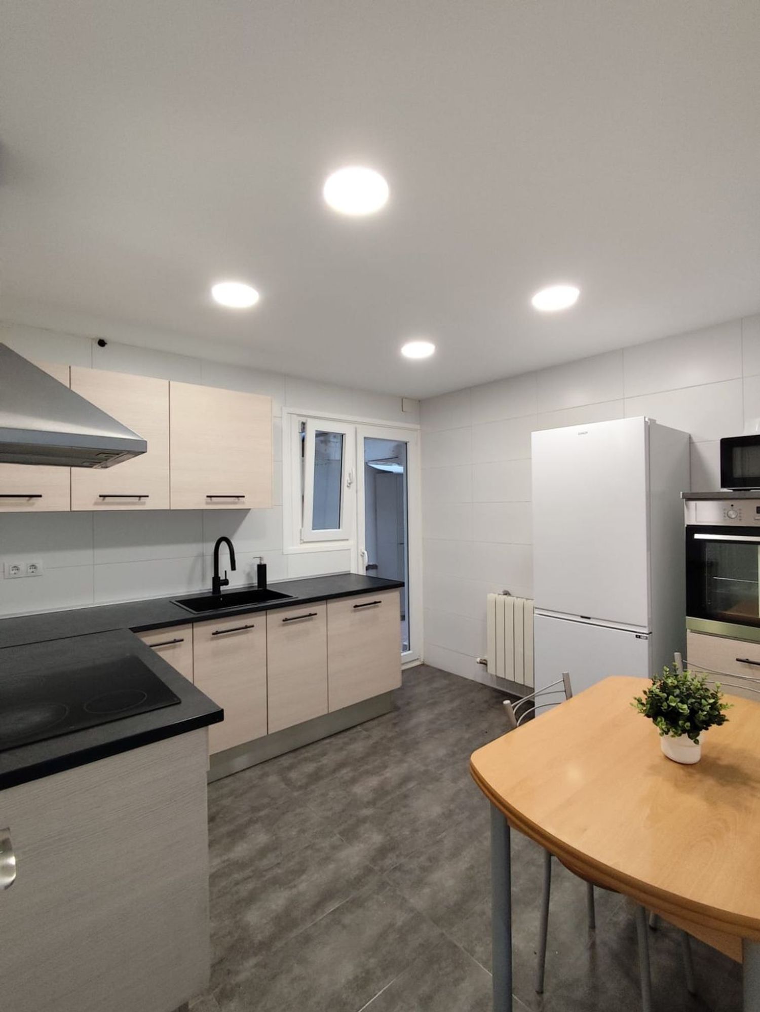 Piso en calle Neptú, 5 - Foto 5