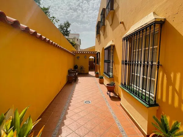 Chalet pareado en Calle Ortega de Prados, 13, Camino de Antequera - Foto 2