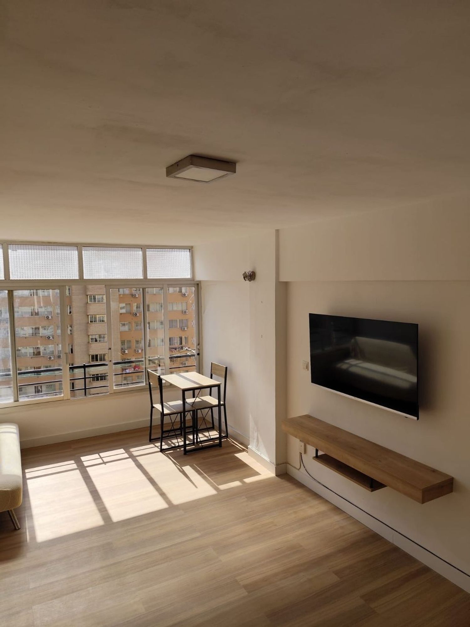 Estudio en Avenida Suiza, 2 - Foto 1