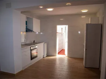 Piso en Zona Hipercor - Foto 1