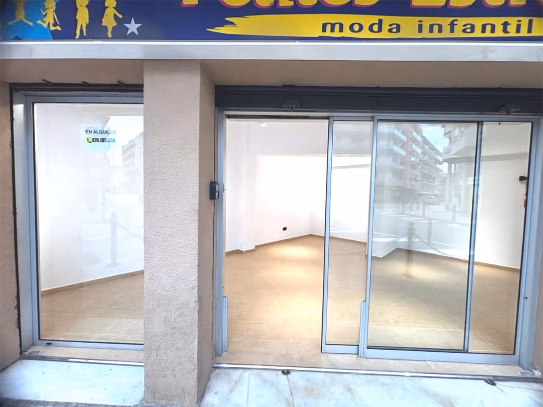 Local comercial en  Carrer Barcelona 18 - Foto 5