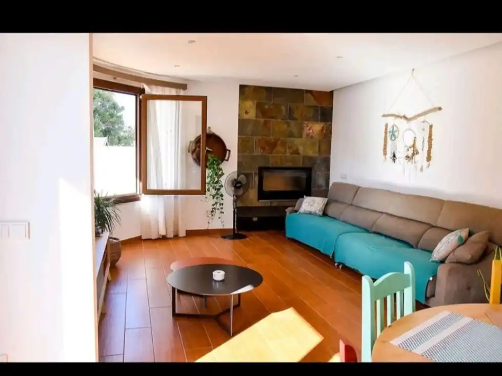 Chalet en  Carrer de Cap de Banyos 70 - Foto 4