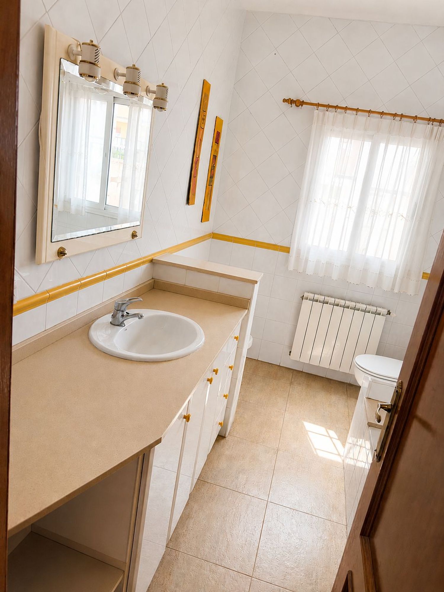 Casa o chalet independiente en Calle Pobla de Vallbona, 267 a - Foto 18