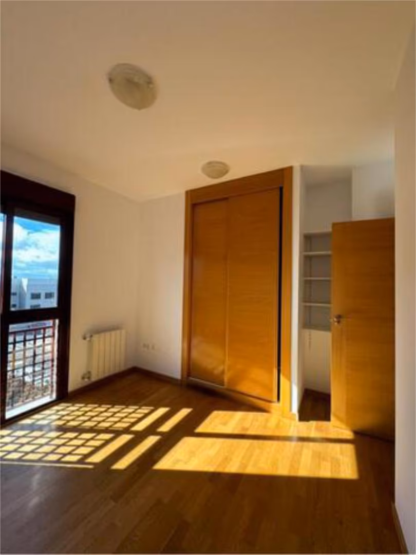 Piso en El Serrallo - Foto 4