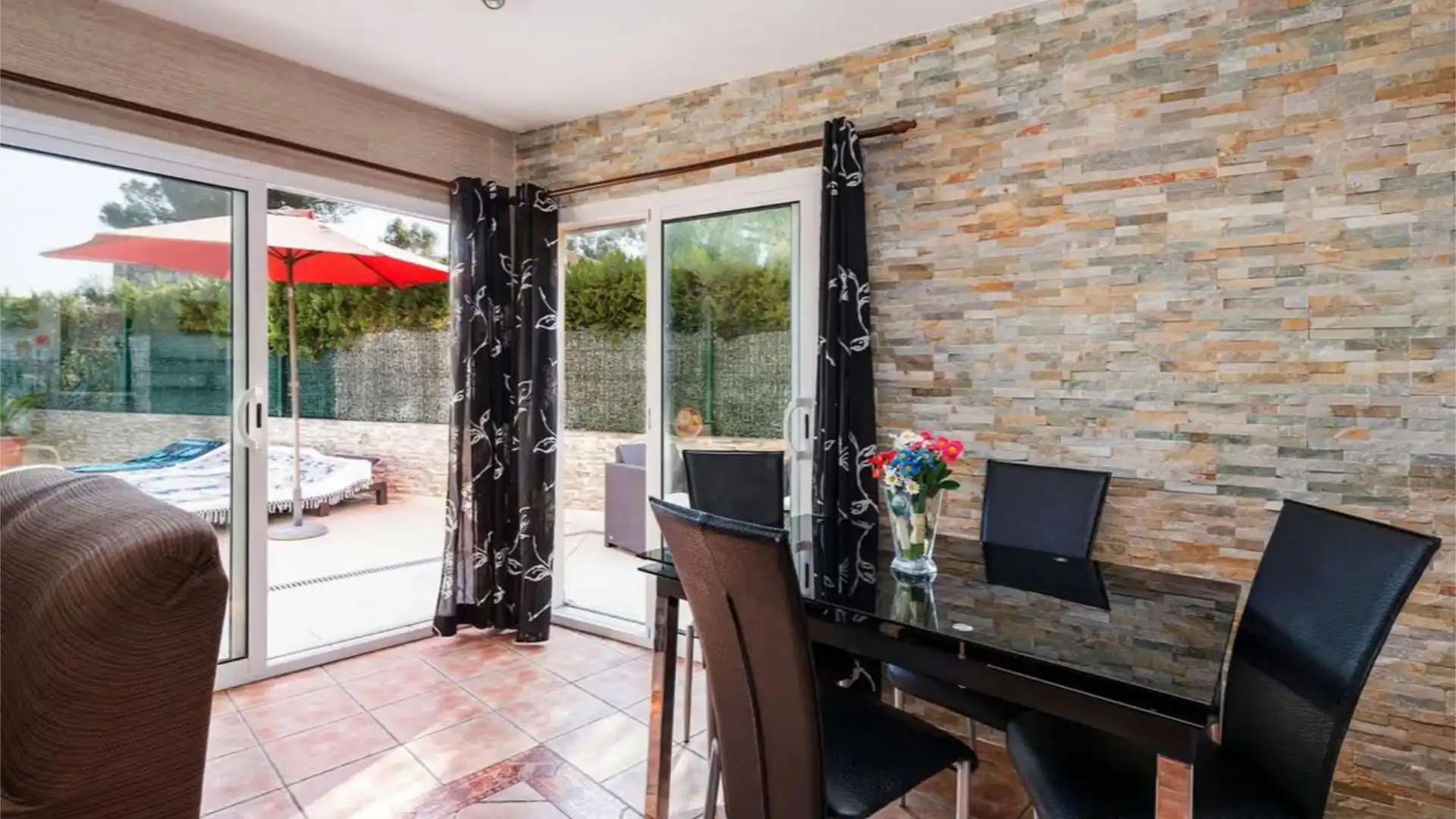 Casa adosada en  Camí d'Alcanada 8 - Foto 5