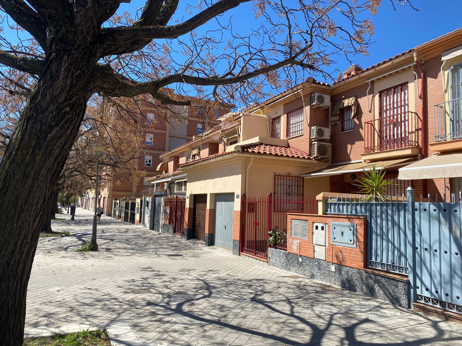Chalet adosado en calle María Goyri, 60 - Foto 1