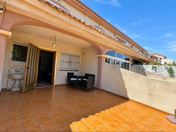 Chalet adosado en Calle los Rosales, 45, Los Peñascos-El Salero-Los Imbernones, Los Peñascos-El Salero-Los Imbernones - Foto 4
