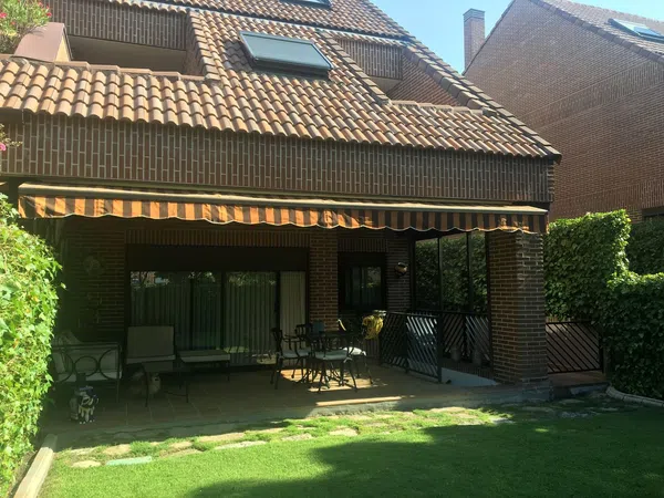 Chalet adosado en Norte