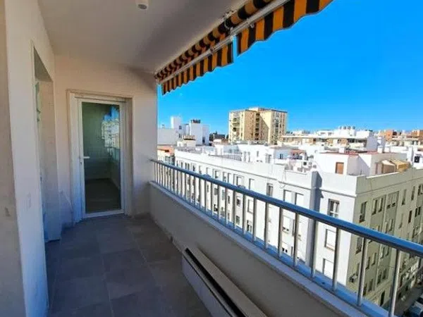 Piso en calle Cristo de la Epidemia, 64 - Foto 1