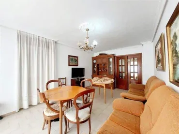 Piso en Valdepasillas - Foto 1