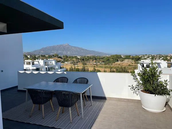 Ático en calle Pico Alcazaba, 8 - Foto 4