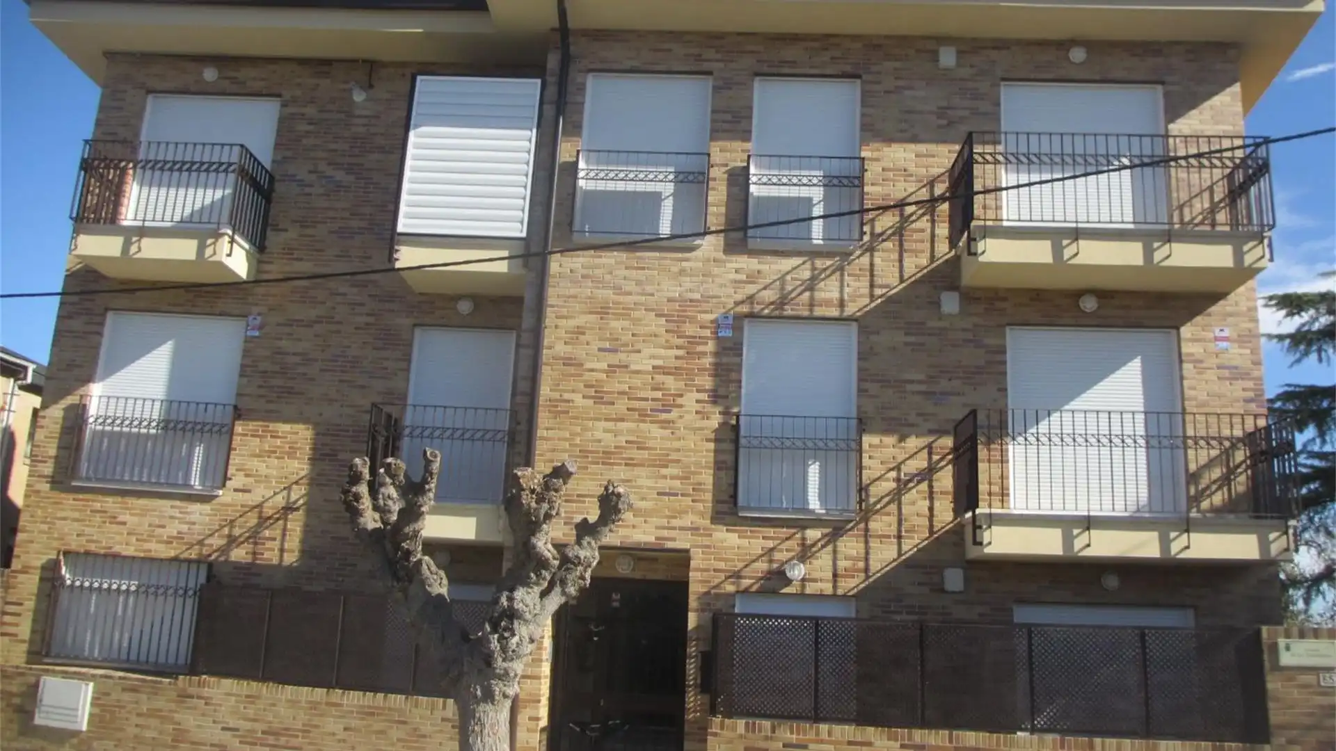 Piso en  Avenida de los Voluntarios 57 - Foto 1