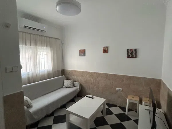 Casa o chalet independiente en Avenida de los Toreros, 36, Crevillet - Foto 1