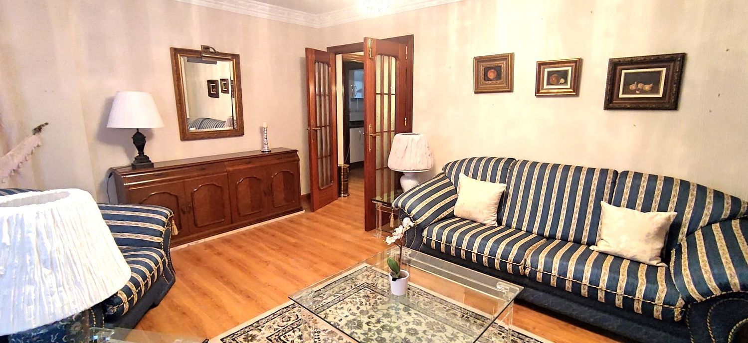 Piso en Calle Brahms, 6, Los Guindos - Parque Mediterráneo - Santa Paula - Foto 2