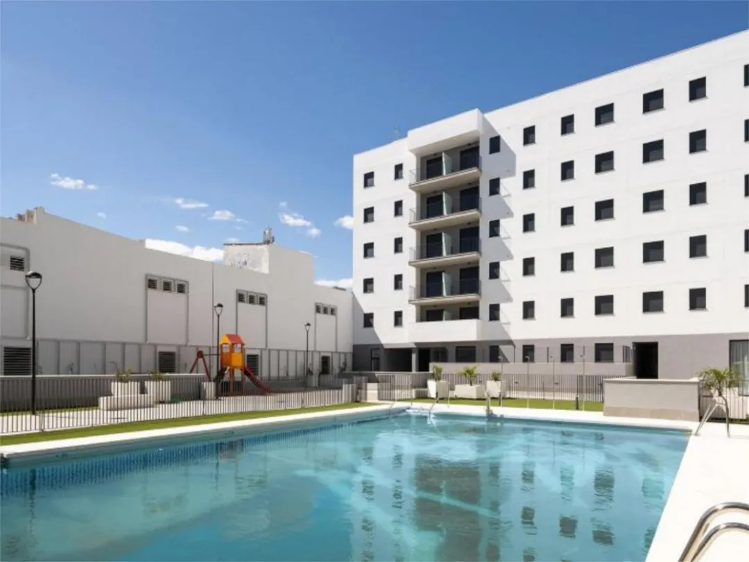 Piso en  Avenida de las Ciencias 3 - Foto 3