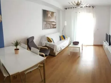 Piso en Residencial La Isla - Foto 1
