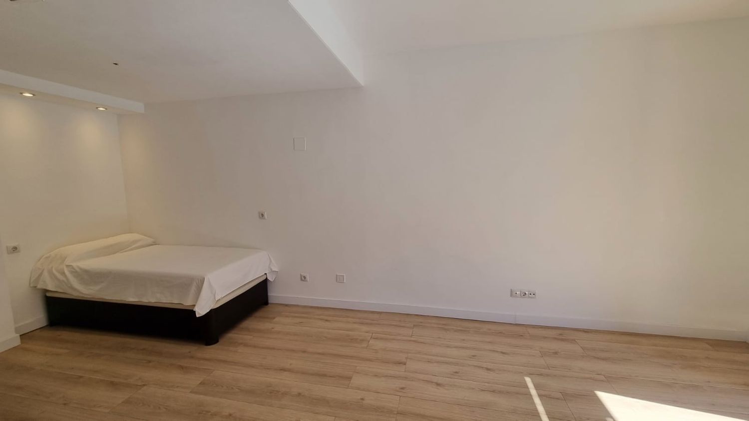 Estudio en calle de Jaime el Conquistador, 13 - Foto 7