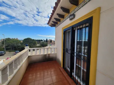 Casa adosada en  Calle Castillo de la Mola 1 - Foto 13