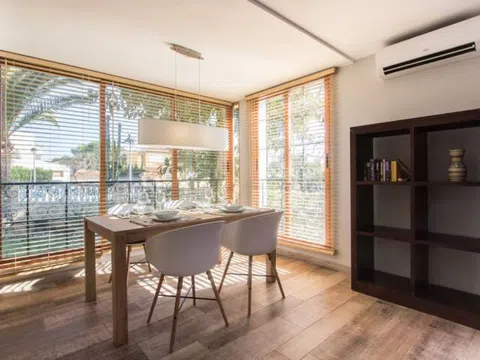 Piso en calle Elisa Tomàs Yusti, 4