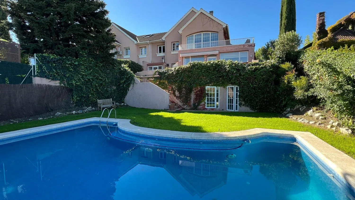 Chalet pareado en calle Altos del Club de Polo, 46 - Foto 1