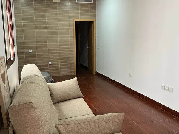 Estudio en calle Teniente Albornoz, 10