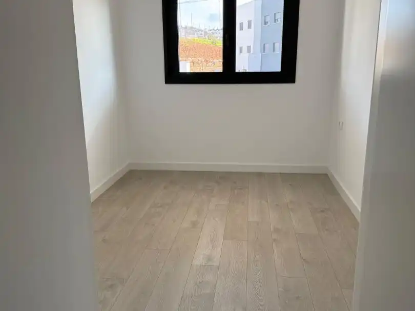 Piso en  Avenida Rocio Jurado 18 - Foto 16