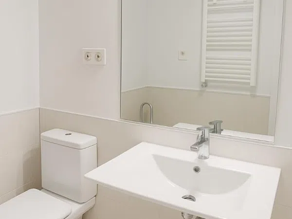 Piso en calle Manoteras, 38