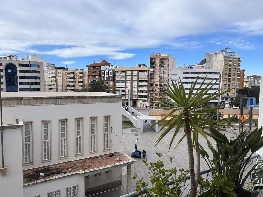 Piso en  Alameda de Colón 26