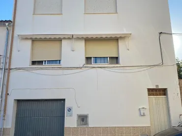 Casa adosada en  Calle Andilla 12 - Foto 1
