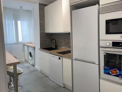 Piso en calle de Nuestra Señora de Sancho Abarca, 1