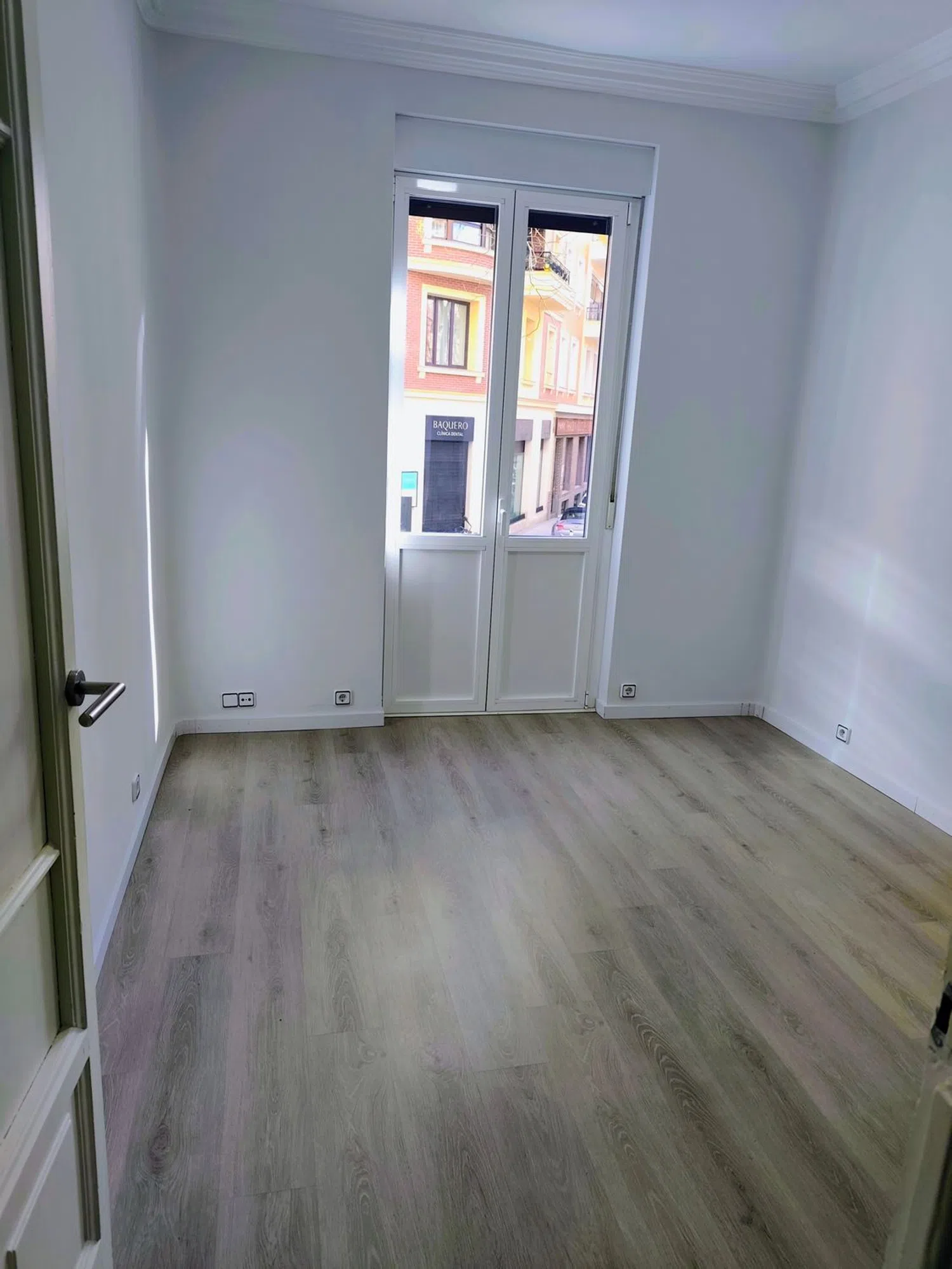 Piso en calle de Guzmán el Bueno, 29 - Foto 4