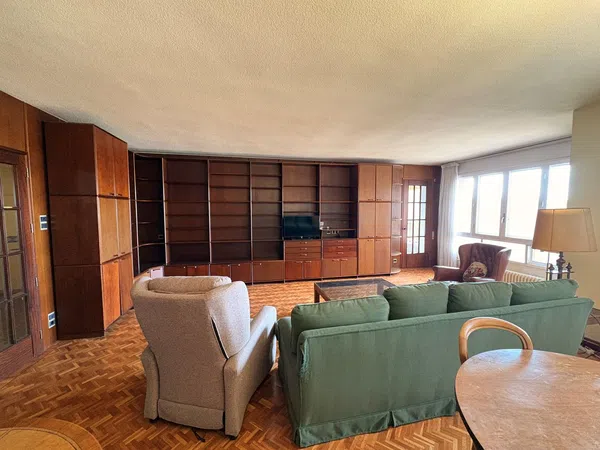 Piso en Barrio Ruiseñores - Foto 1