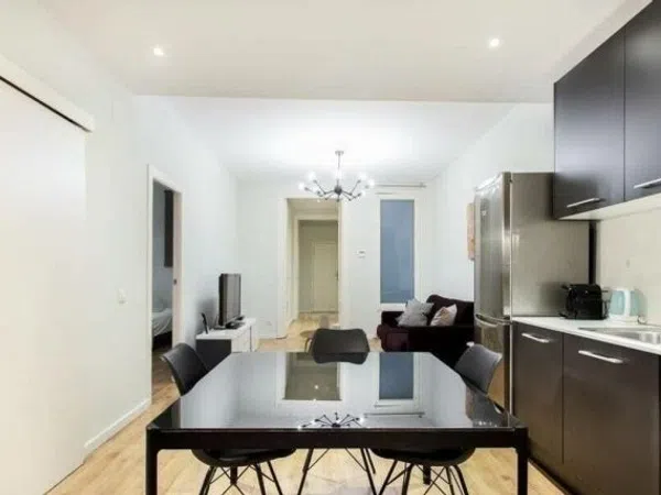 Piso en calle de la Junta de Comerç, 23