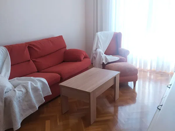 Piso en Barrio Capuchinos-Glorieta-C. Jardín - Foto 5