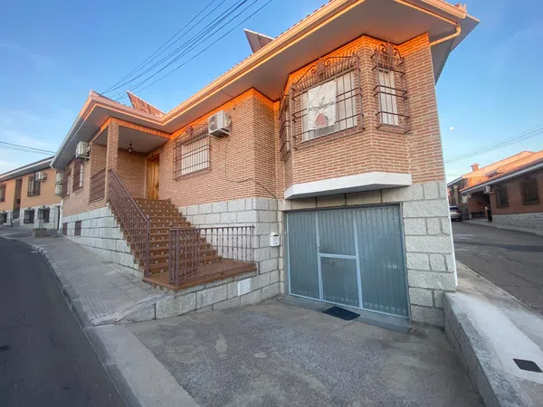 Casa o chalet independiente en Calle Canes, 28 - Foto 1