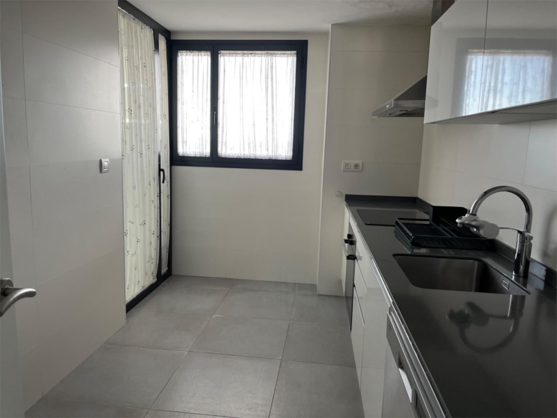 Piso en  Calle Doctora Damiana Zaragoza 1 - Foto 6