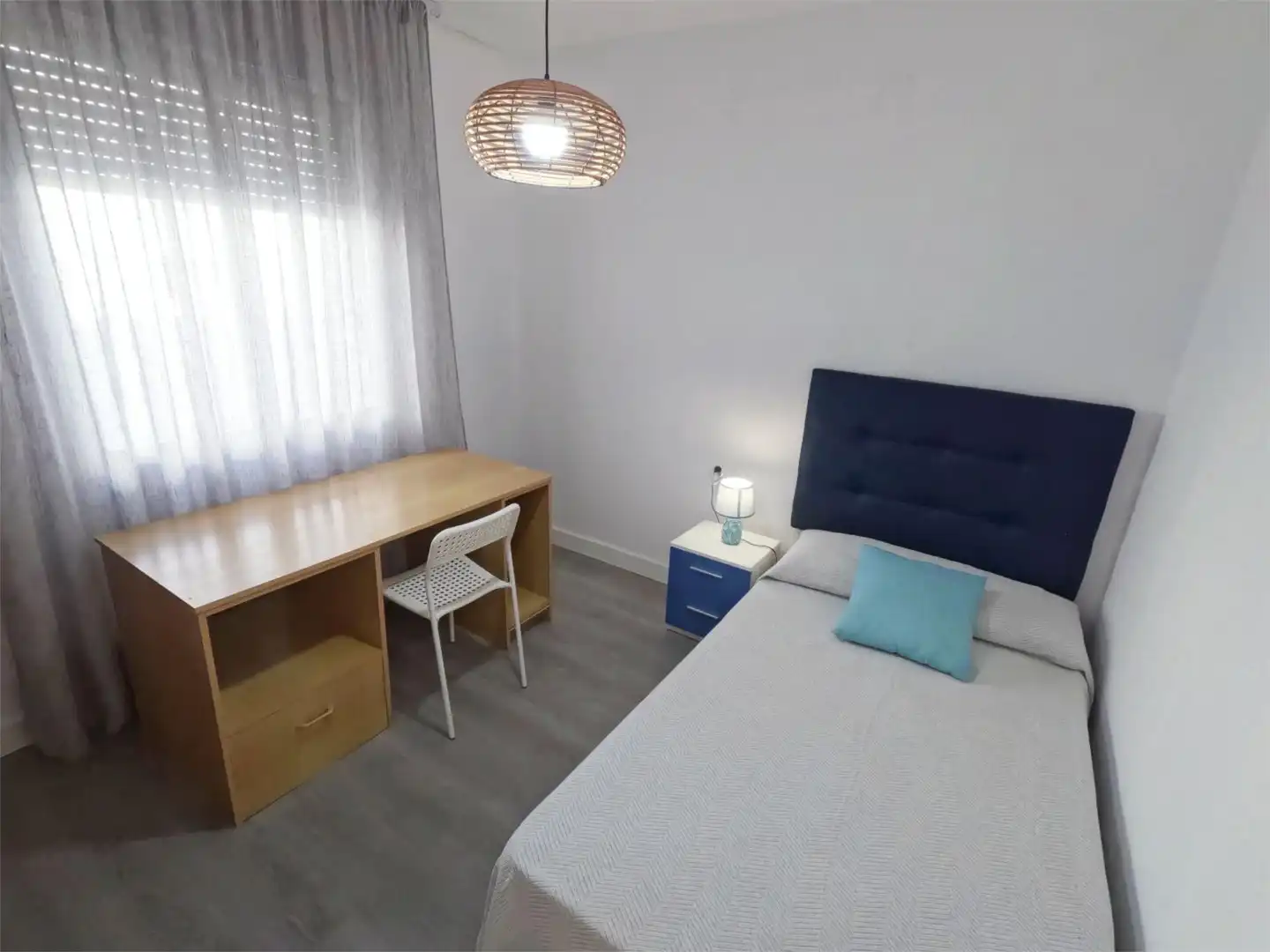 Piso en  Calle del Alcalde Velasco Navarro 7 - Foto 6