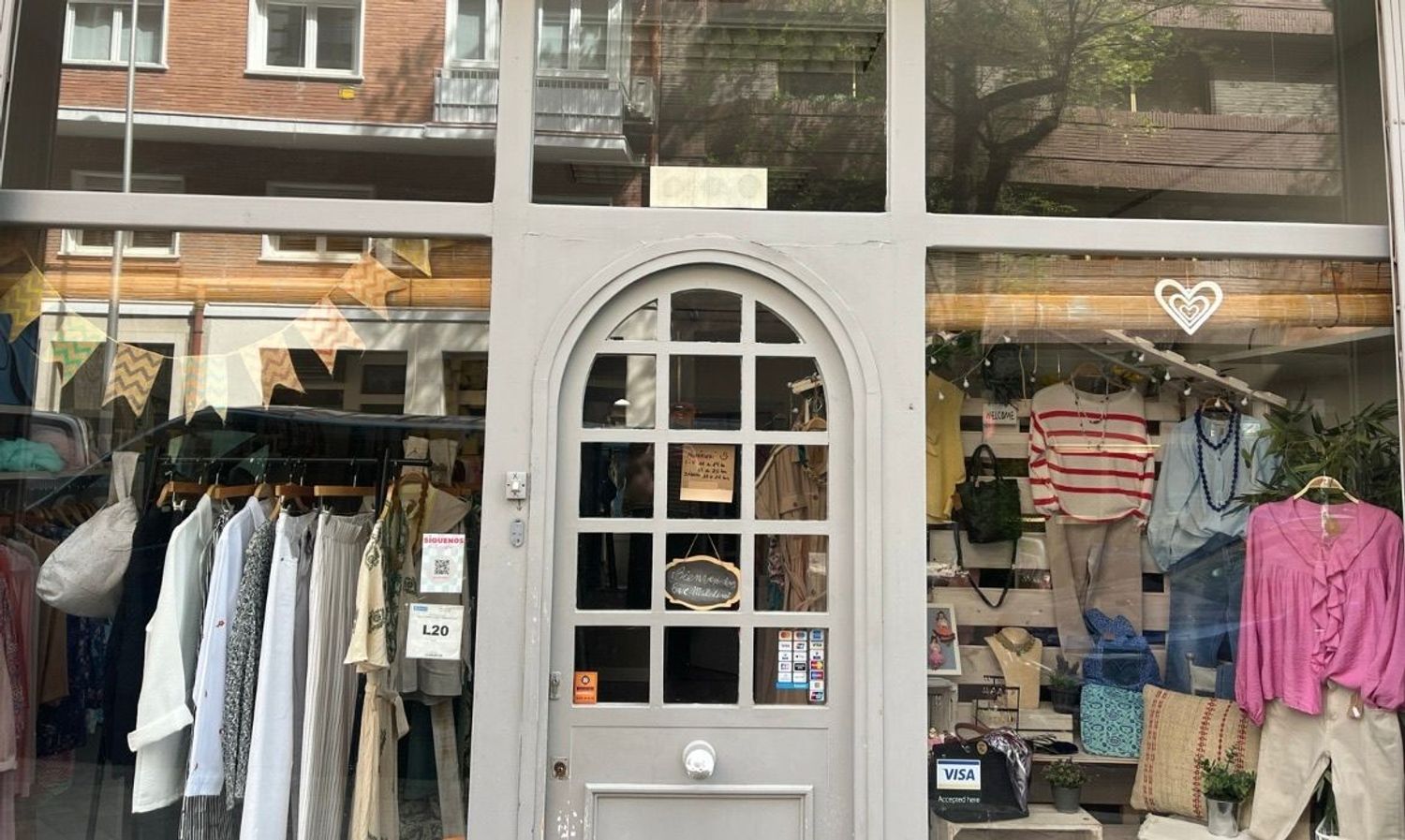 Local en calle de la Infanta María Teresa, 10 - Foto 1