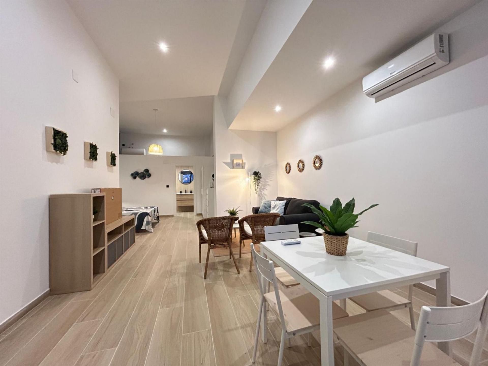 Piso en  Calle Arzobispo Pedro de Castro 33 - Foto 2