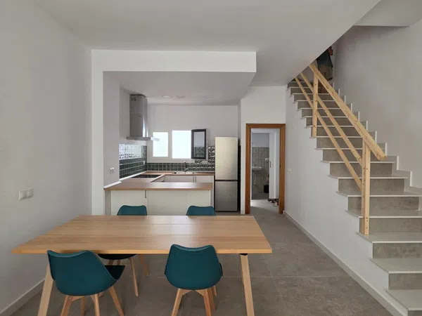 Chalet adosado en Calle Lasso de la Vega, 49, Huelin - Foto 1