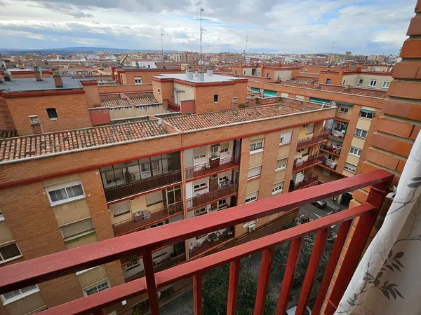 Piso en Calle de los Comuneros de Castilla, 9 - Foto 1
