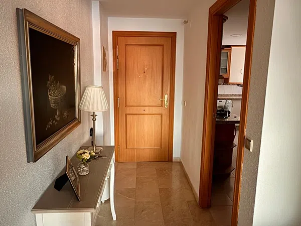 Piso en calle Amalia Heredia, 2